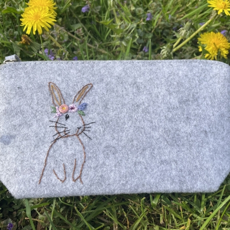Bestickte Tasche Kaninchen Hase Ostern