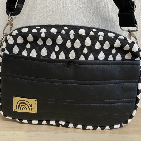 Handmade Crossbodybag Tasche schwarz weiß Regentropfen kaufen