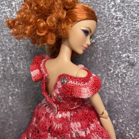 Rotes Puppenkleid und Zubehör für 1:6 Puppen (Barbie, Steffi)