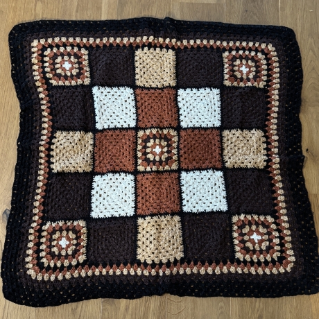Gehäkelte Granny Square Kniedecke- Kinderdecke -8 -