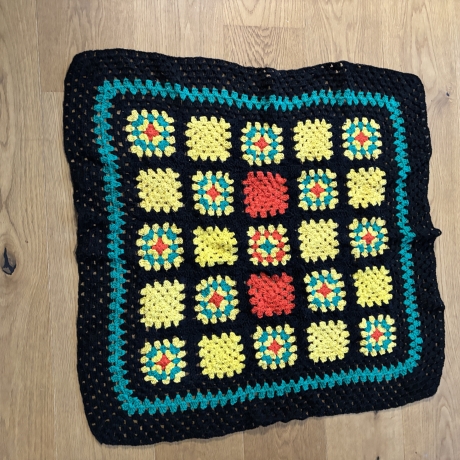 Gehäkelte Granny Square Kniedecke- Kinderdecke - 9 -