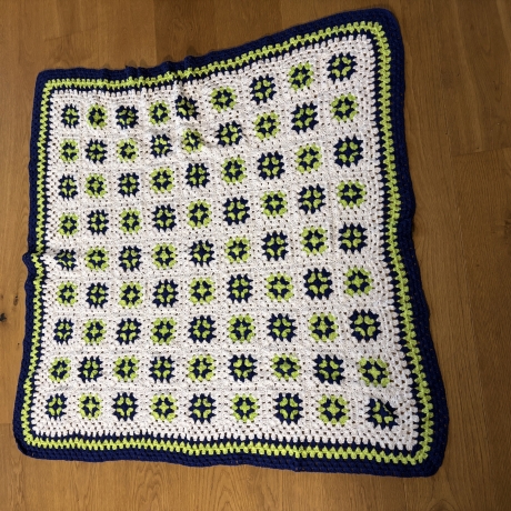 Gehäkelte Granny Square Kniedecke- Kinderdecke - 15 -
