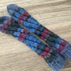 Stricksocken Gr. 19 - 25 - Spiralsocken - Socken handgestrickt