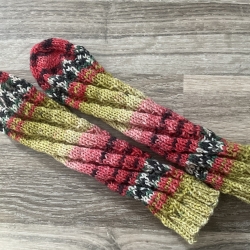 Stricksocken Gr. 19 - 25 - Spiralsocken - Socken handgestrickt