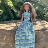 Buntes Puppenkleid und Zubehör für 1:6 Puppen (Barbie, Steffi)