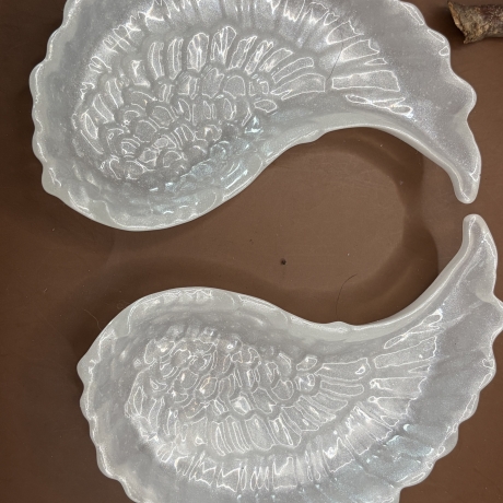 Schälchen „Engelsflügel“ – Perlmuttweiß 
