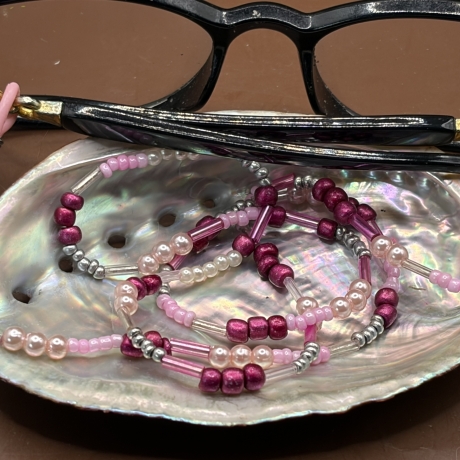     Brillenkette aus Perlen – Unikat, handgefertigt