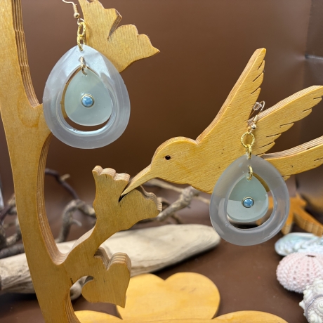     Resin Ohrringe grau/grün – Leicht & Handgemacht