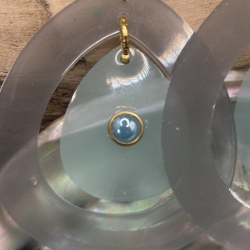     Resin Ohrringe grau/grün – Leicht & Handgemacht