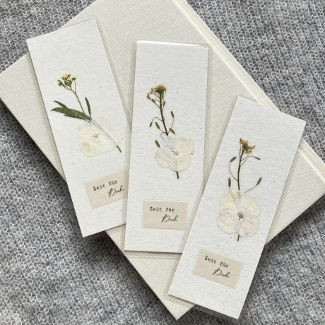Zeit für Dich • Lesezeichen mit gepressten Blumen 