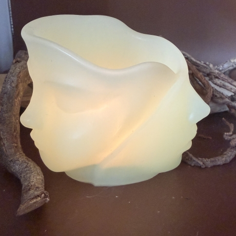 Handmade Gesichter-Vase aus Resin Dekoration im modernen Design