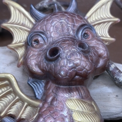 Handgefertigter Deko-Drache aus Epoxidharz