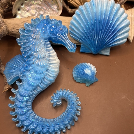 Seepferdchen Deko Neu Handmade Resin maritim blau weiß 