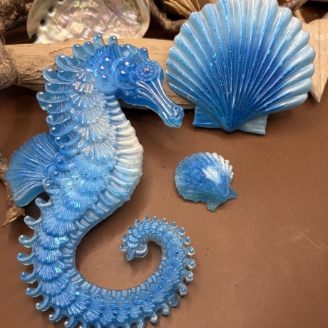 Seepferdchen Deko Neu Handmade Resin maritim blau weiß 