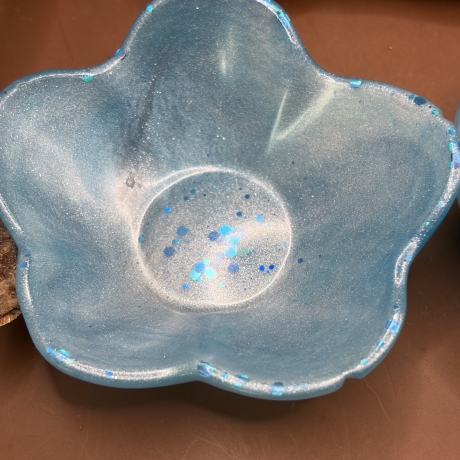 Handgefertigtes Schälchen-Set aus Epoxidharz (2-teilig)