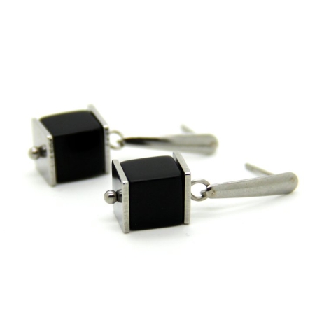Onyx-Würfel-Edelstahlstecker mit eckigen Edelstahl-Scheiben