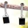 Onyx-Würfel-Edelstahlstecker mit eckigen Edelstahl-Scheiben