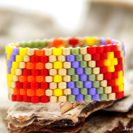 Miyuki-Delica-Glasperlen-Bandring in Kunterbunt und Goldnuance