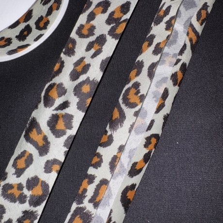 2m Schrägband Leo-Design 25 mm ecru - natur vorgefalzt