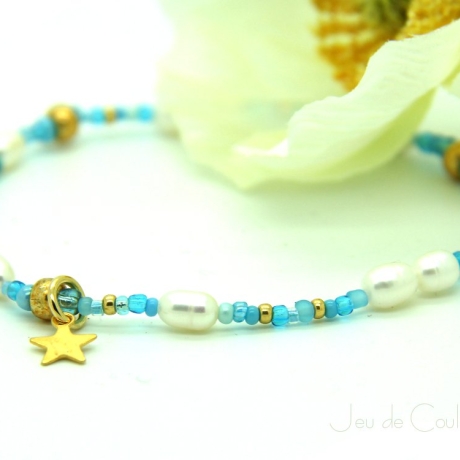 Süßwasserperlen-Armband (elastisch) in Weiß, Türkis und Gold