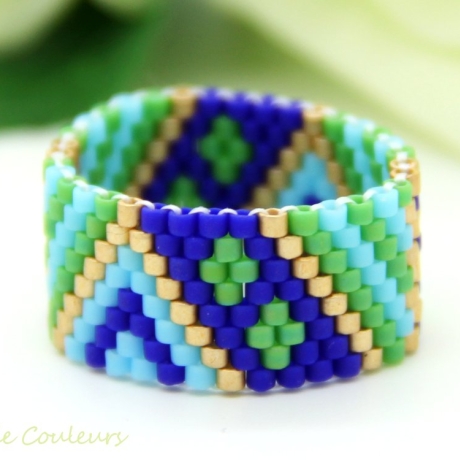 Miyuki-Delica-Glasperlen-Bandring in Grün, Blau, Türkis und Gold