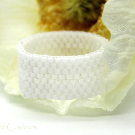 Miyuki-Delica-Glasperlen-Bandring (flexibel) in Weiß, Accessoire