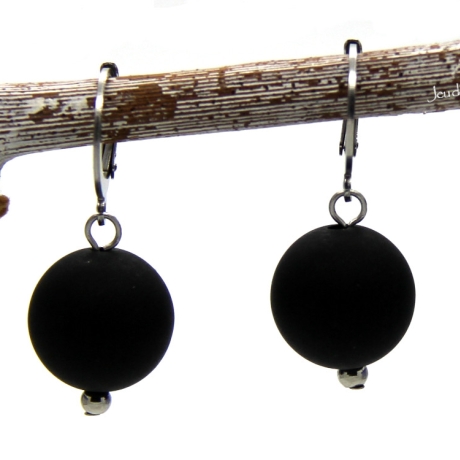 Polaris-Kugel-Edelstahlcreolen (silbrig) in Schwarz, Accessoire