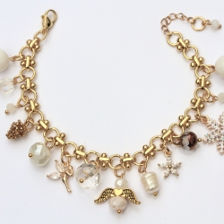 Vergoldetes Perlen Armband Charm: Edelstahl Armschmuck mit Engel 