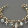 Vergoldetes Weihnachtsarmband mit Charms – Festlicher Armband