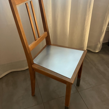 Antiker Stuhl – Stylisches Upcycling-Einzelstück