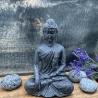 Handgefertigte Buddha Figur aus Naturstein/Sand/Harz