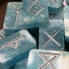     Runensteine aus Kunstharz  – Handmade Magisch | Geschenkidee