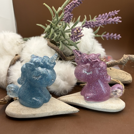– Deko Einhörner aus Epoxidharz (Handmade)