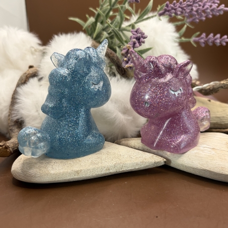 – Deko Einhörner aus Epoxidharz (Handmade)