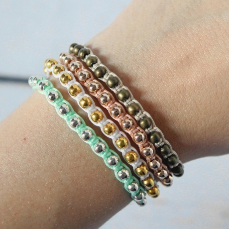 Makrameearmband mit Perlen • Farbwahl | Armschmuck | Geschenk