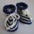 blau gestreifte Babyschuhe 3-6 Monate gestrickt Wolle