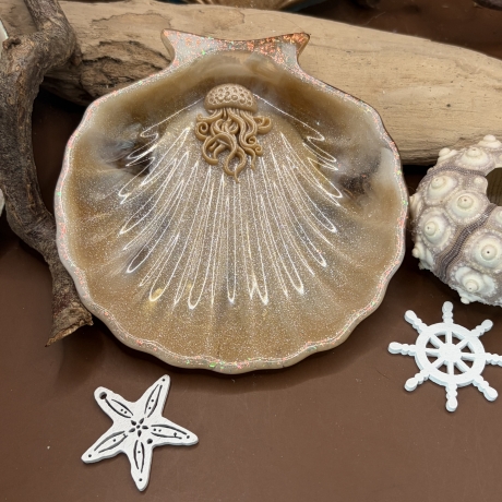Handmade Seifenschale „Ocean Shell“ aus Epoxidharz