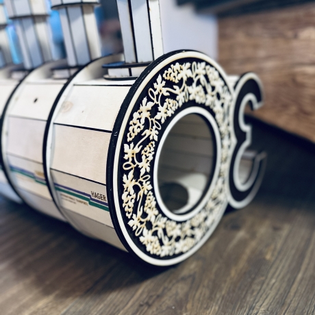 Jubiläums-Weinbox – Handgemachte Eleganz für jeden Meilenstein