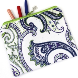 Paisley Blau Weiß Täschchen romantisch gefüttert Glücksanhänger