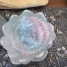 Mystische Fantasy-Dekoration in schimmernden Pastellfarben