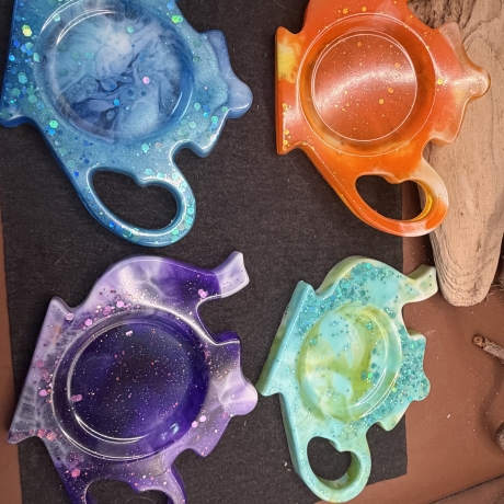 Handmade Epoxidharz-Untersetzer Set – Farbenfrohe Unikate
