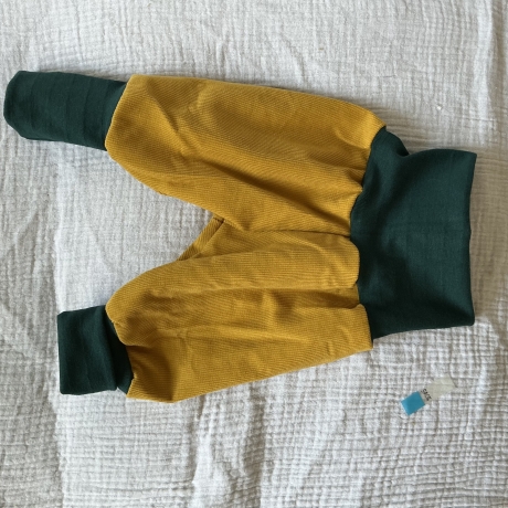 Pumphose gelb/ petrol Gr. 50/56