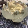 Mystische Fantasy-Dekoration in schimmernden Pastellfarben