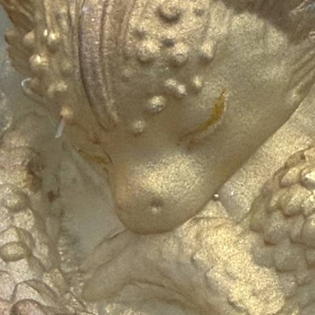 Mystische Fantasy-Dekoration in schimmernden Pastellfarben
