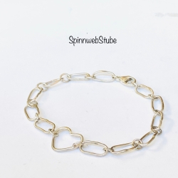 Gliederarmband aus Silber Herzchen