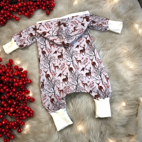 Overall Baby Sweat mit Knopfleiste und Kapuze I flieder mit Rehen