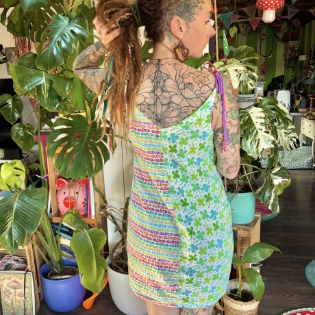 Sommerkleid mit Bindebändern Größe 38-42