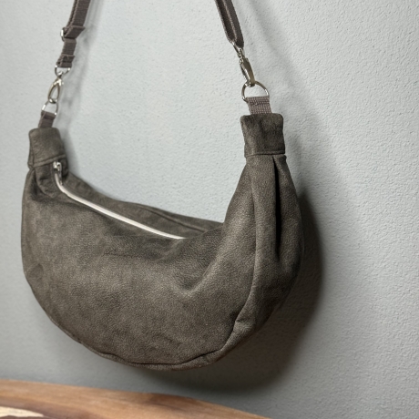 LuniBag grau/silber Veluors  Kunstleder 
