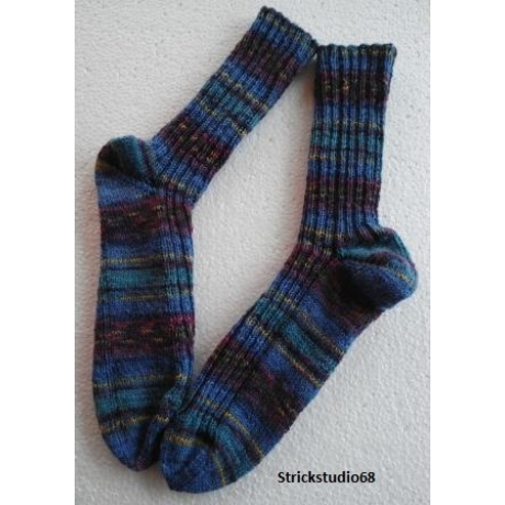 Socken Gr.38/39 handgestrickt blau Farbverlauf