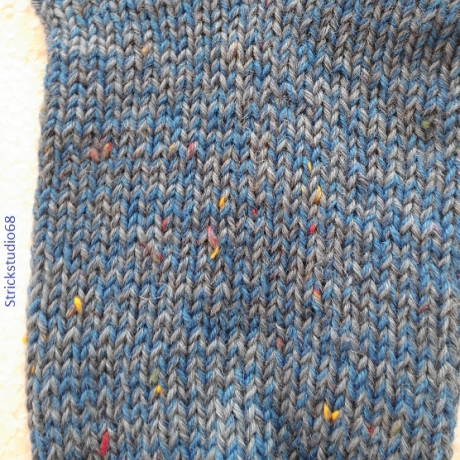 Socken (dick)  Gr.40/41 handgestrickt  blau / meliert